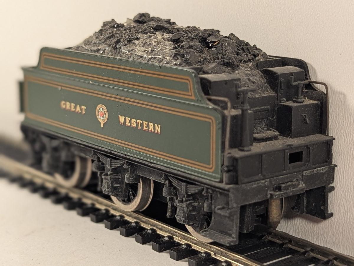 Hornby OO Gauge GWR 3-Axle Tender GWR Green