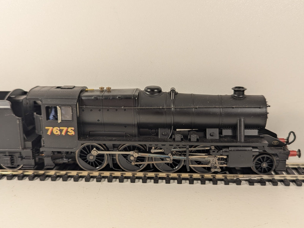 Hornby R2227 OO Gauge LNER Class O6 2-8-0 No.7675 – DCC Fitted