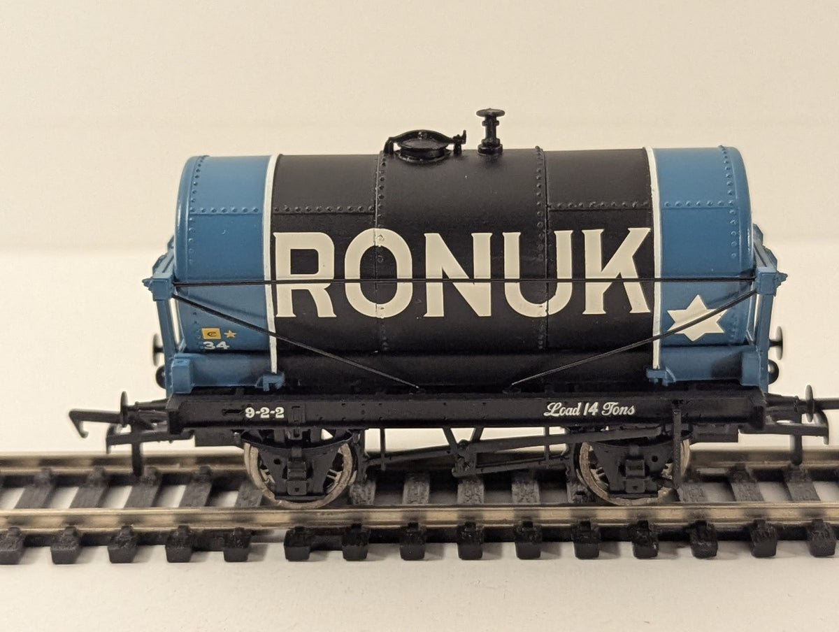 Bachmann OO Gauge 14T Tank Wagon Ronuk 34 37-654A