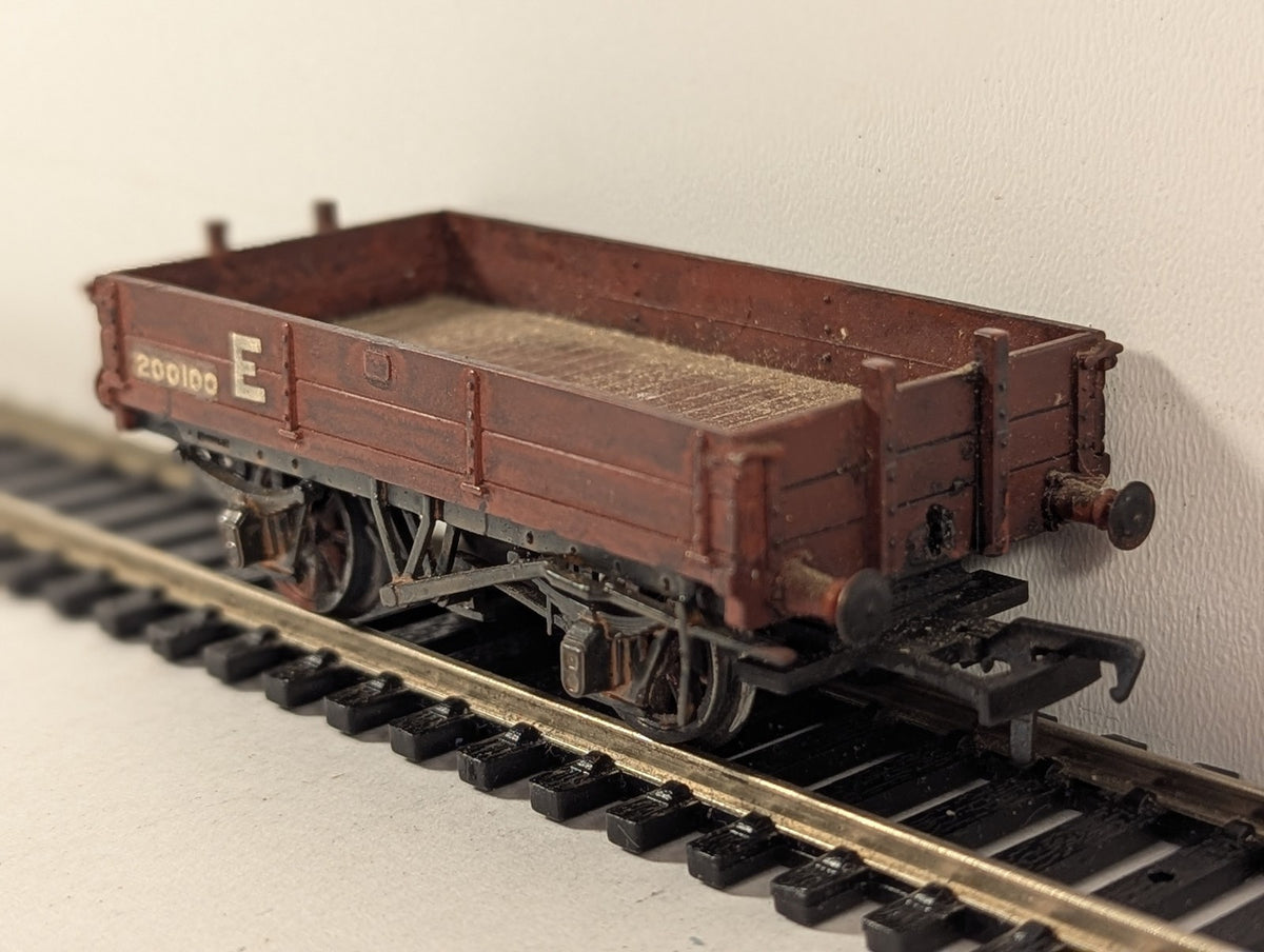 Kitbuilt OO Gauge 5-Plank Open Wagon 200100 LNER Bauxite