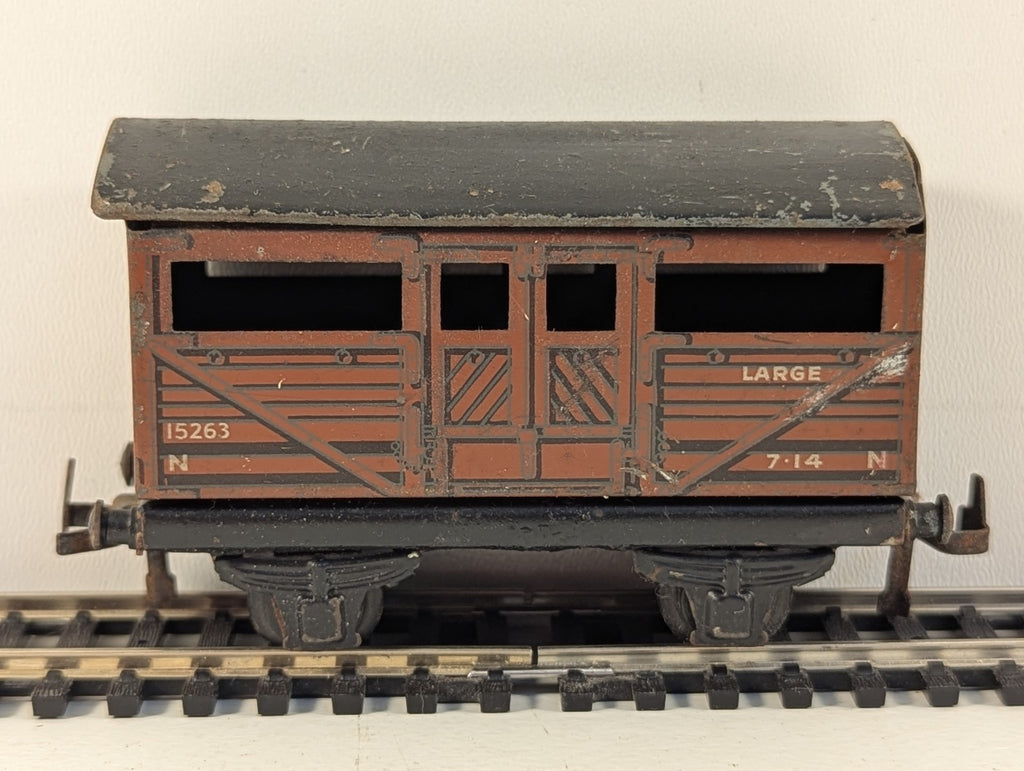 Trix TTR OO Gauge Cattle Wagon
