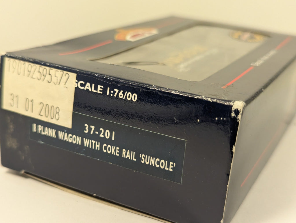 Bachmann Branchline OO Gauge Suncole 7 Plank Wagon with Coke Rails