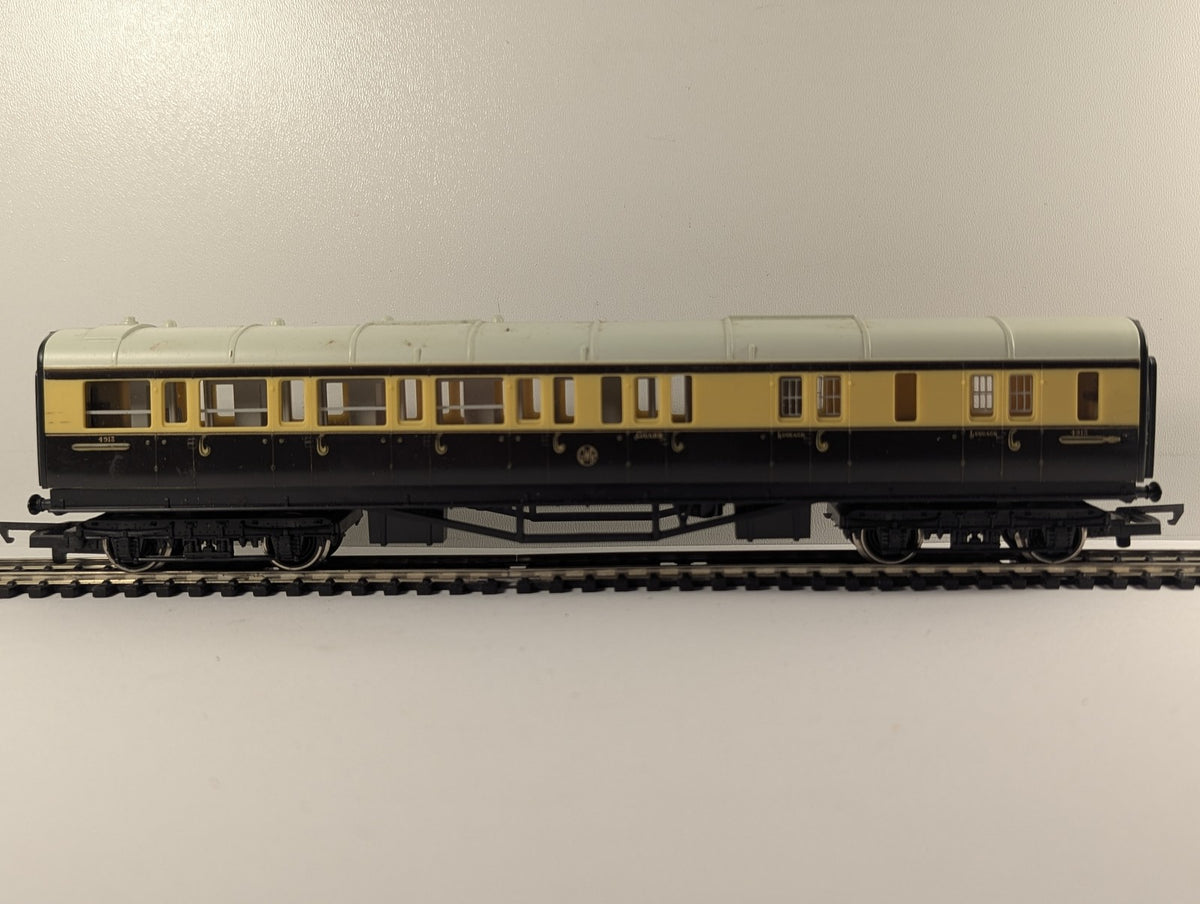 Hornby OO Gauge GWR 57ft Brake Third Coach Passenger Coach 4913