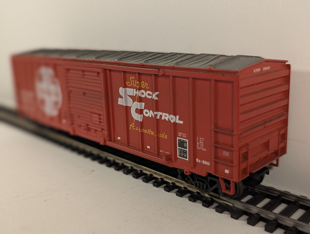 Athearn HO Gauge 50' Box Car Boxcar 15661 Santa Fe (ATSF) Red