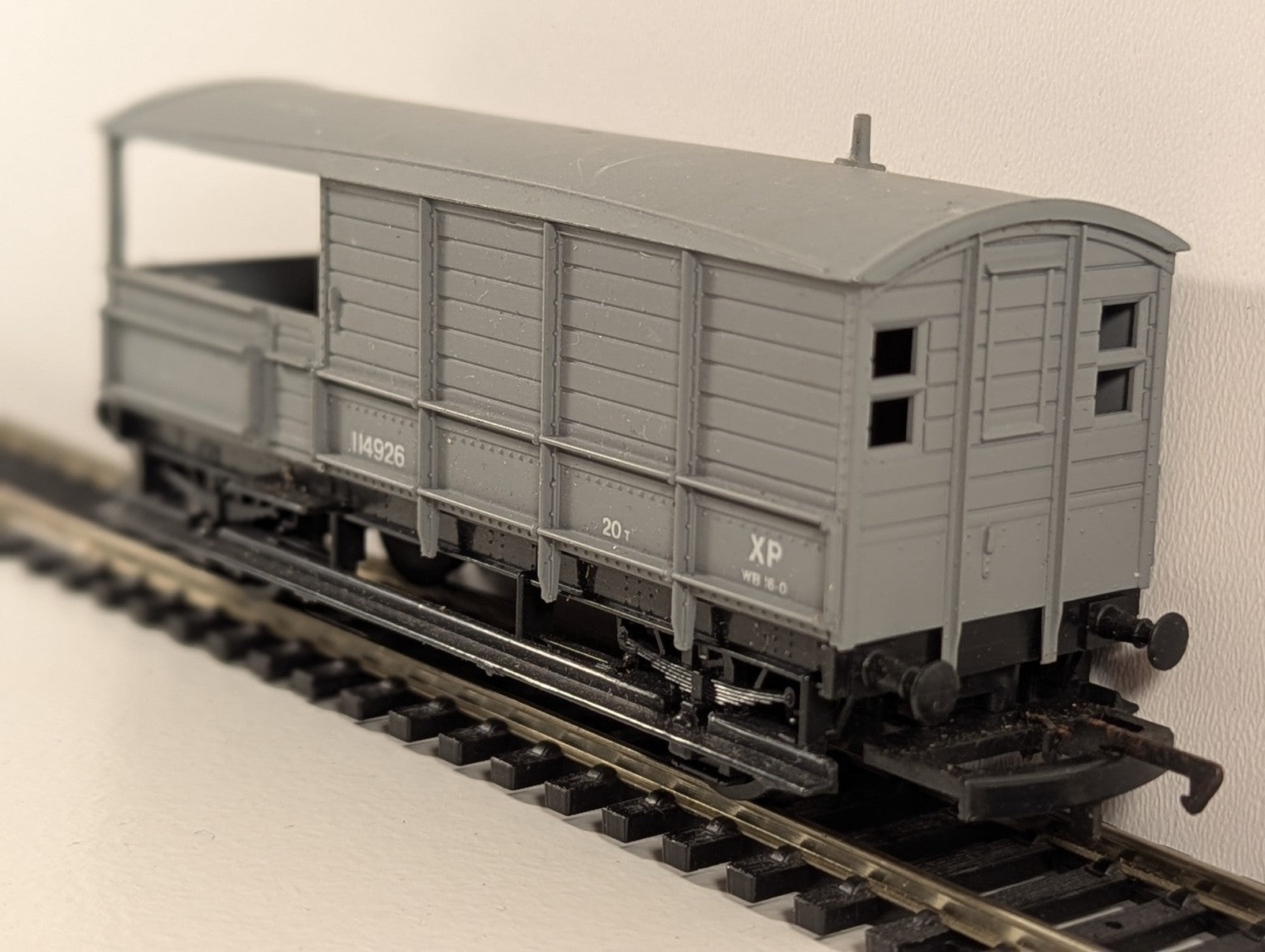 Airfix 54360 OO Gauge BR 20t Brake/Guards