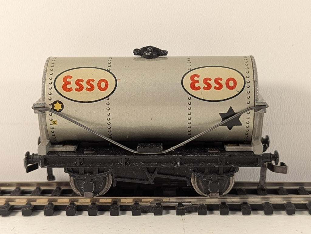 Hornby-Dublo 32081 OO Gauge Petrol Tank Wagon - Boxed