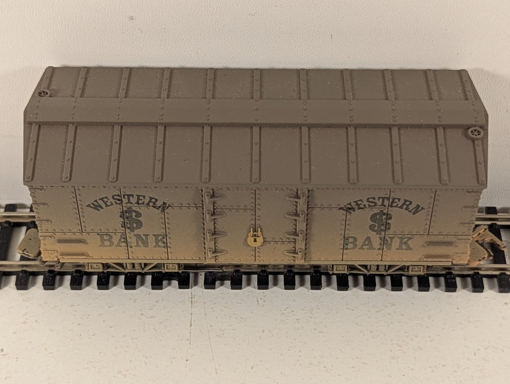 Hornby OO Gauge "Western Bank" Treasure Car Wagon - Toy Story 3 Train Set Split