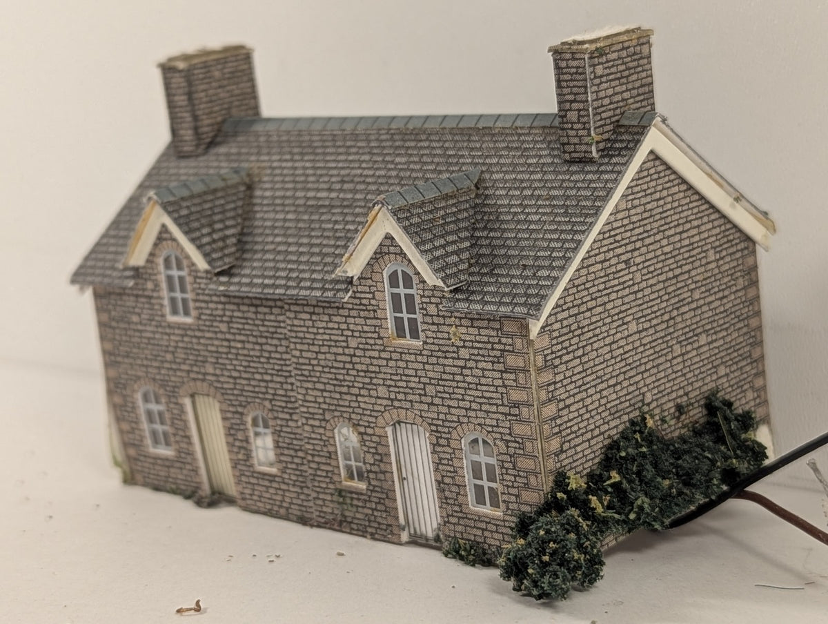 Metcalfe N Gauge Stone Semi-Detached Cottages Building PO254