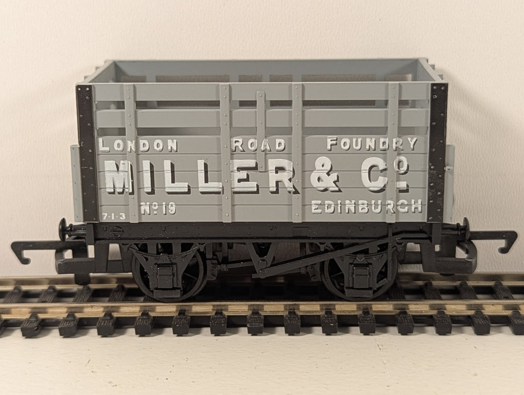 Hornby OO Gauge R6063 Miller & Co Coke Wagon 713