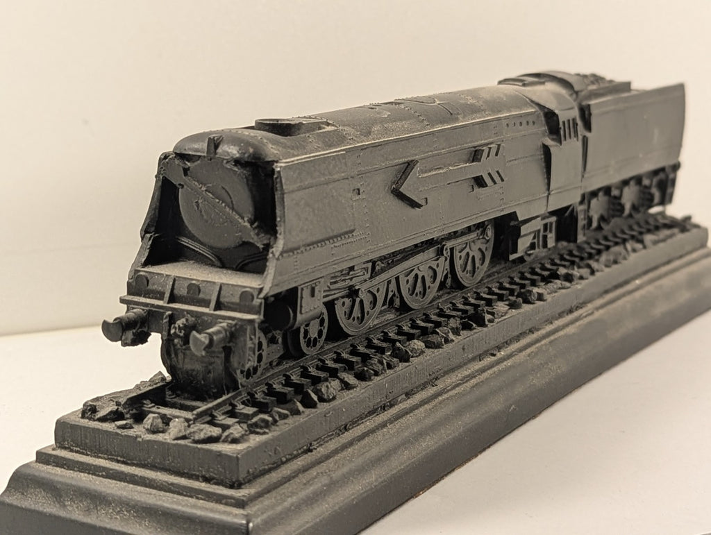 Classique Coal Model Locomotive of the "Golden Arrow