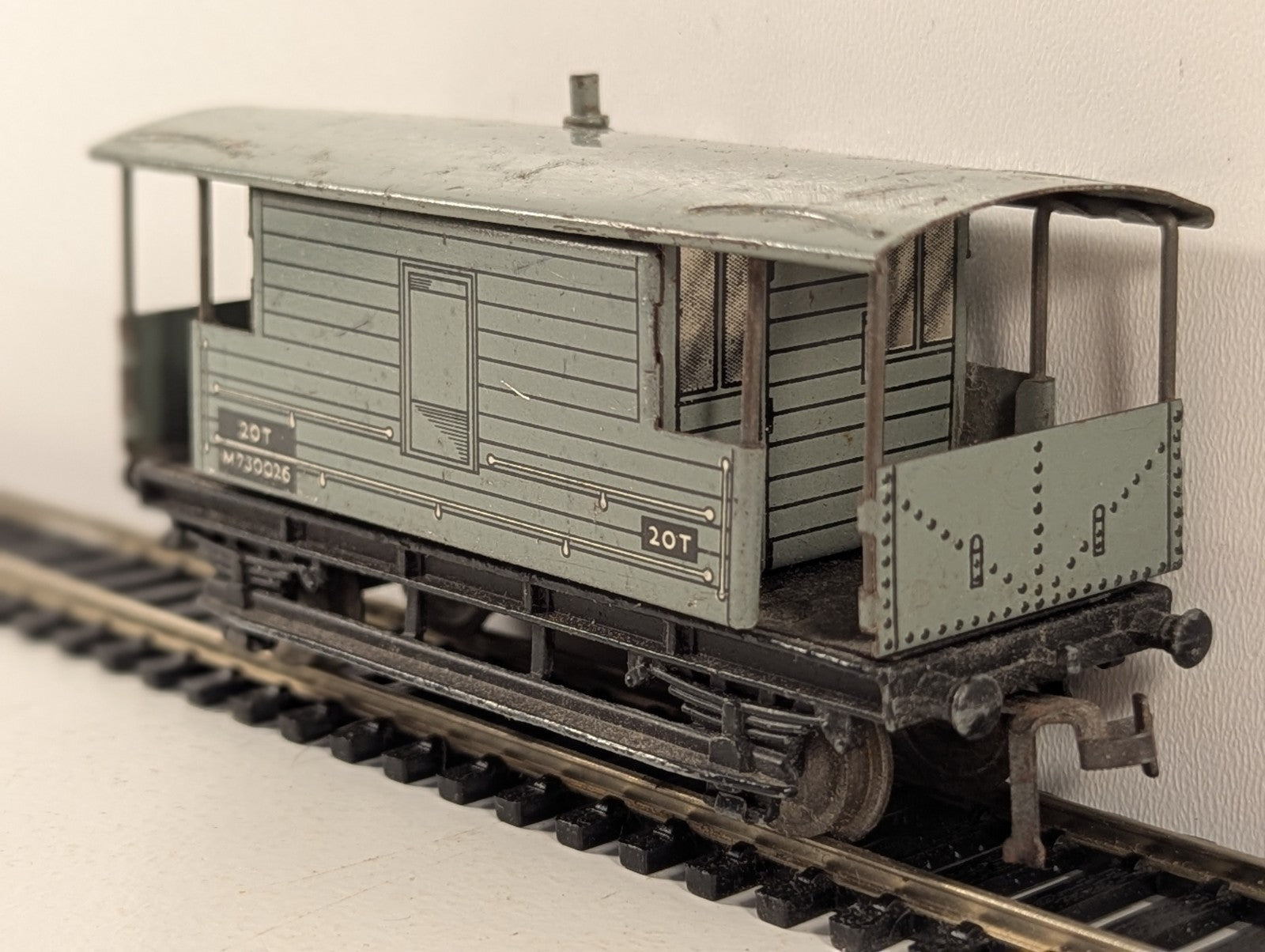 Hornby Dublo BR 20 Ton Goods Brake Van OO Gauge