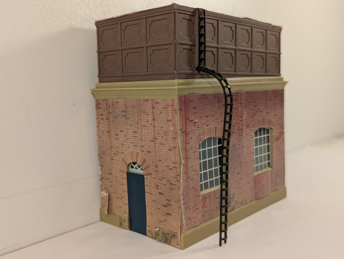 Hornby OO Gauge Water Tower Brick R505