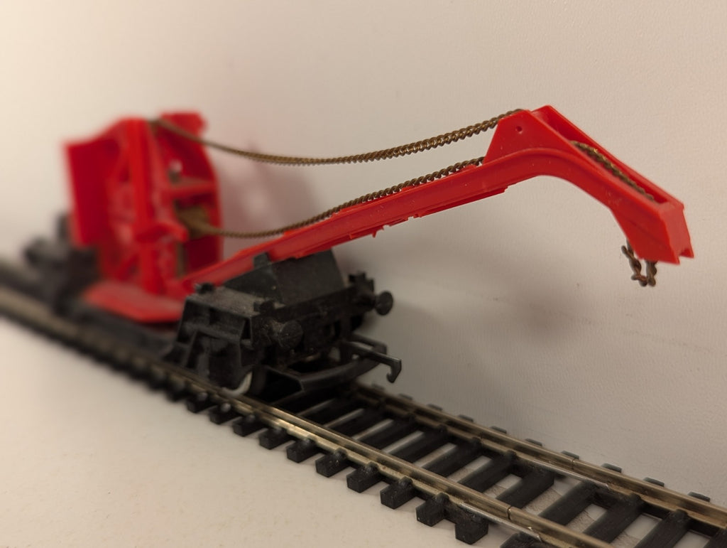 Hornby OO Gauge Operating Crane Wagon Goods Wagon Red R127