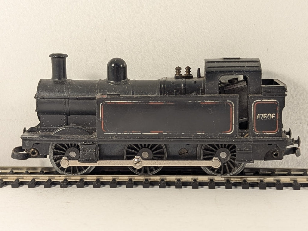 Tri-ang OO Gauge Class 3F Jinty 0-6-0T Steam Locomotive 47606 BR Lined Black - S