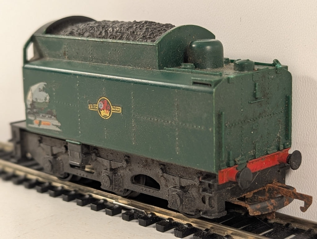 Hornby Tri-ang OO Gauge Britannia Tender BR Green - Spares/Repairs