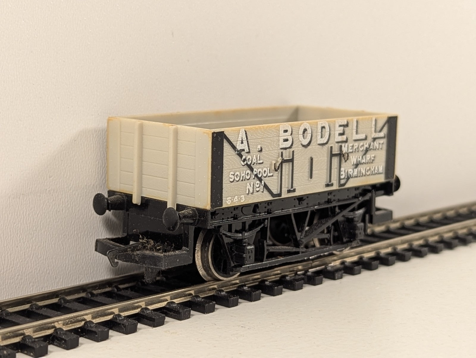 Hornby R012 OO Gauge A. Bodell W.H. Smith Special Edition 5 Plank Wagon