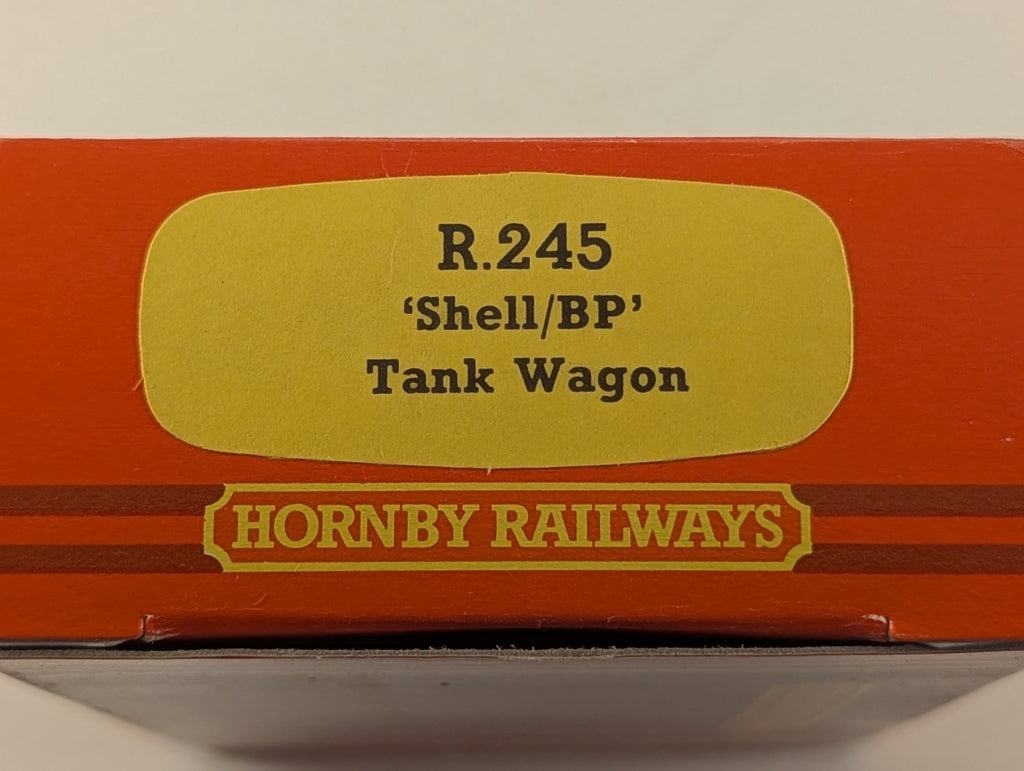 Hornby Railways OO Gauge Shell/BP Tank Wagon 4497 Shell/BP Silver R.245