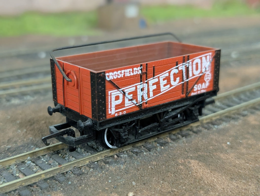 Hornby R016 Crosfields Perfection Soap 5 Plank Wagon
