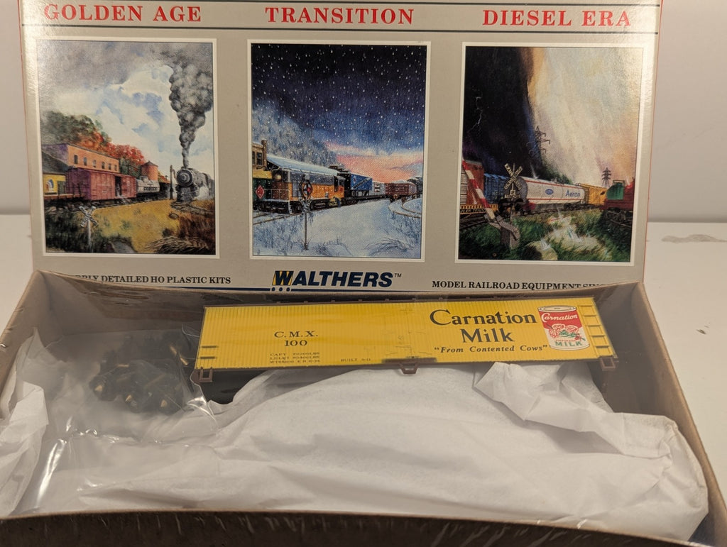 Walthers HO Carnation Milk Reefer Freight Car Kit
