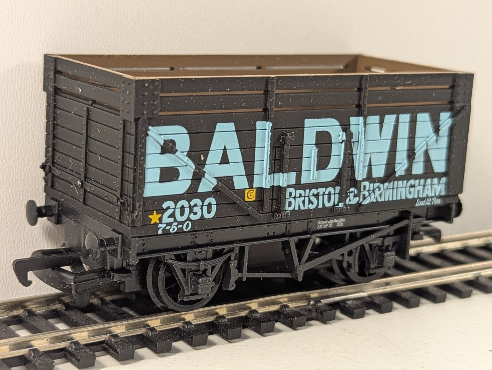 Mainline Railways 37409 OO Gauge Coke Wagon “Baldwin”
