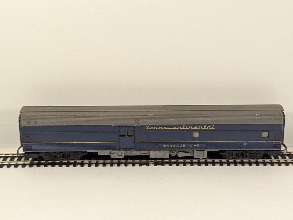 Tri-ang OO Gauge Transcontinental Baggage Car Passenger Coach