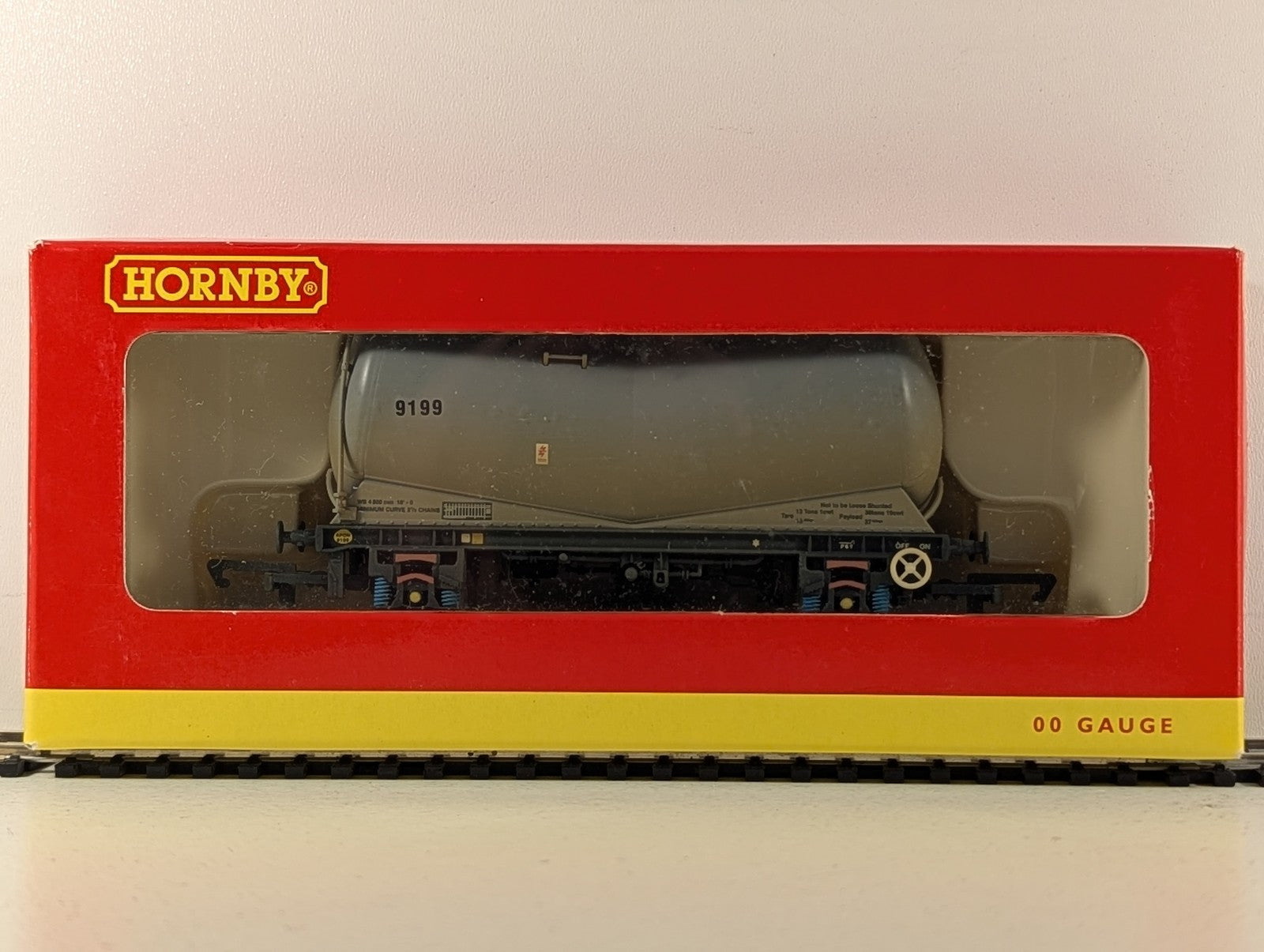 Hornby OO Gauge PCA Metalair Bulk Powder Wagon Goods Wagon 9199 Grey R6244