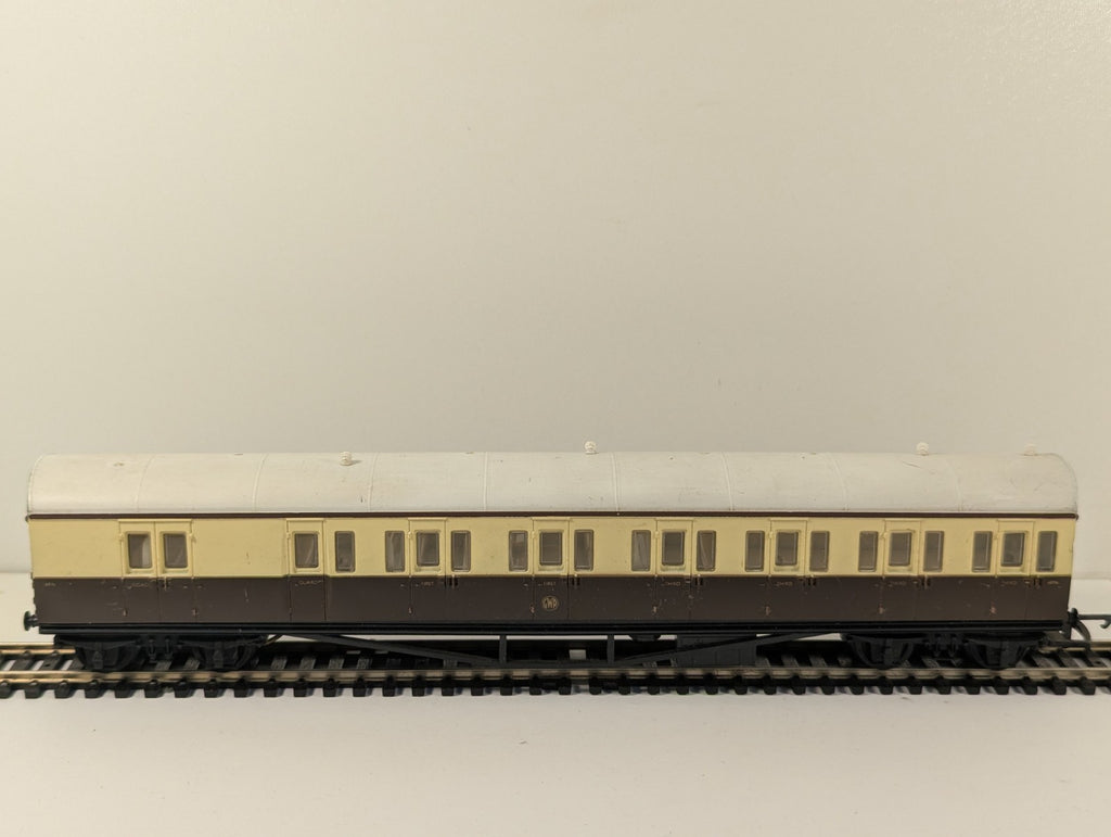 Airfix OO Gauge GWR Suburban Brake Coach