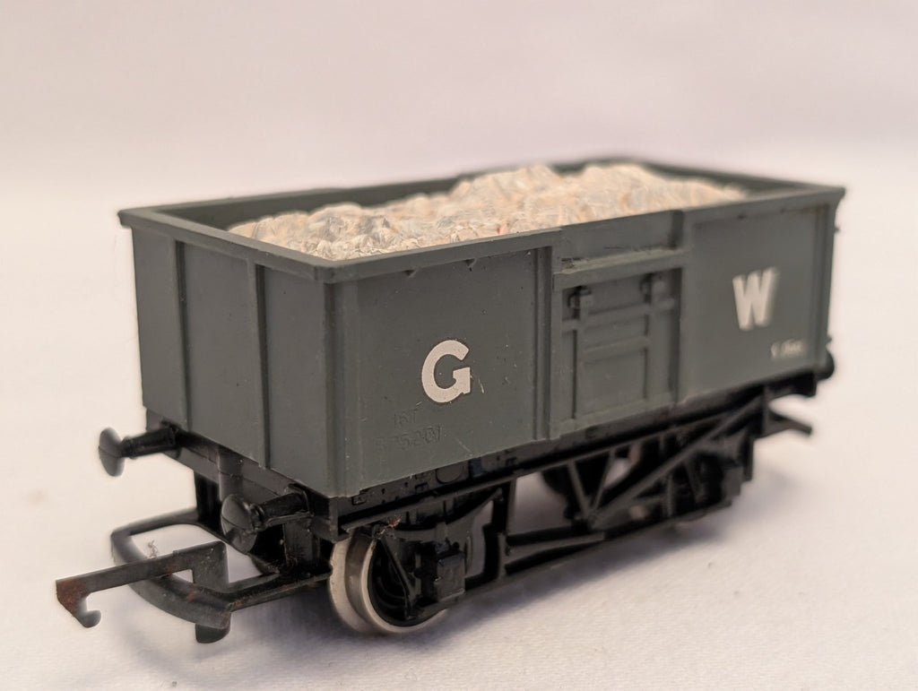 Hornby OO Gauge 16-Ton Steel Mineral Wagon Goods Wagon GWR Grey