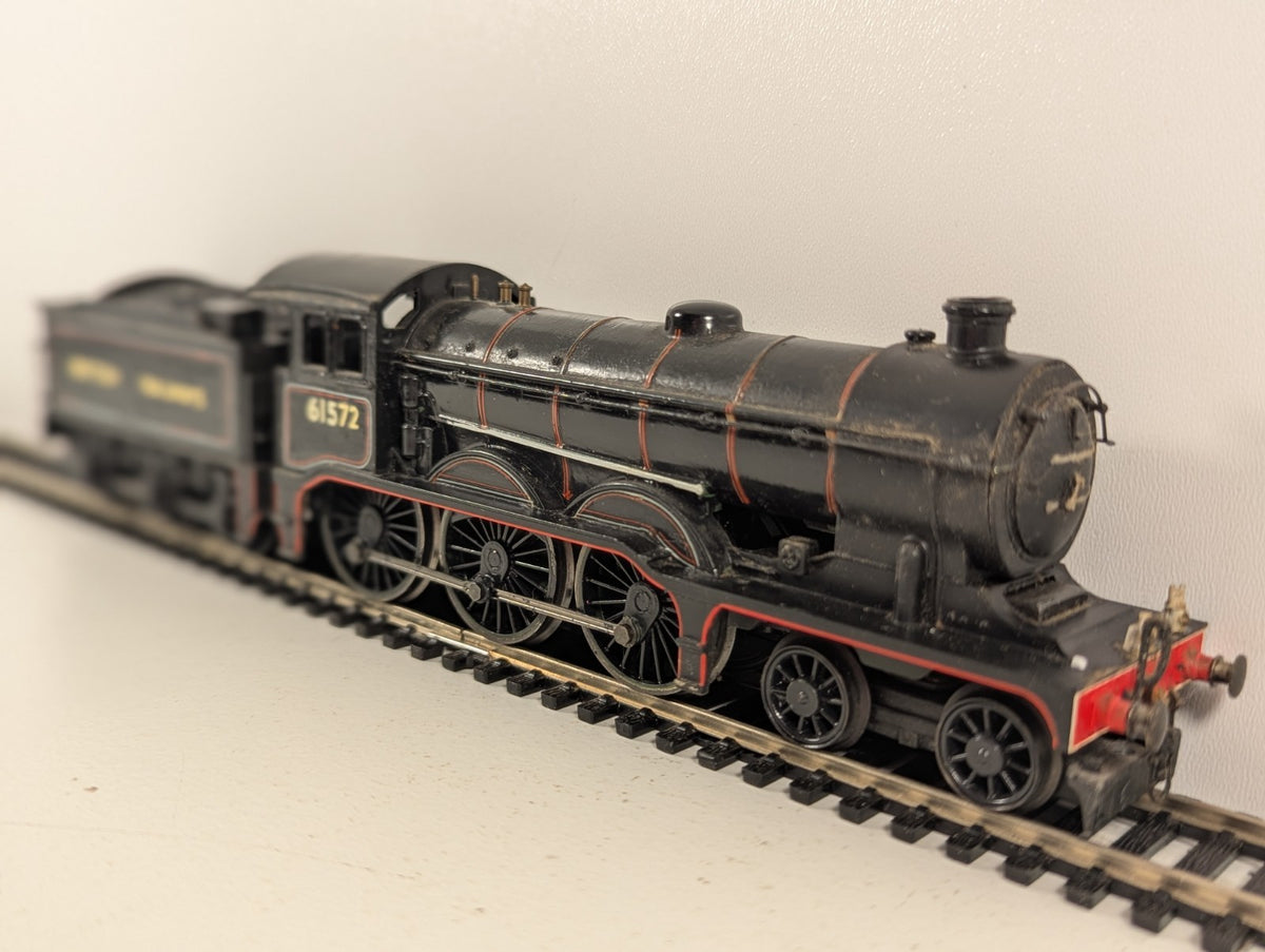Hornby R2154A LNER B12 BR Lined Black