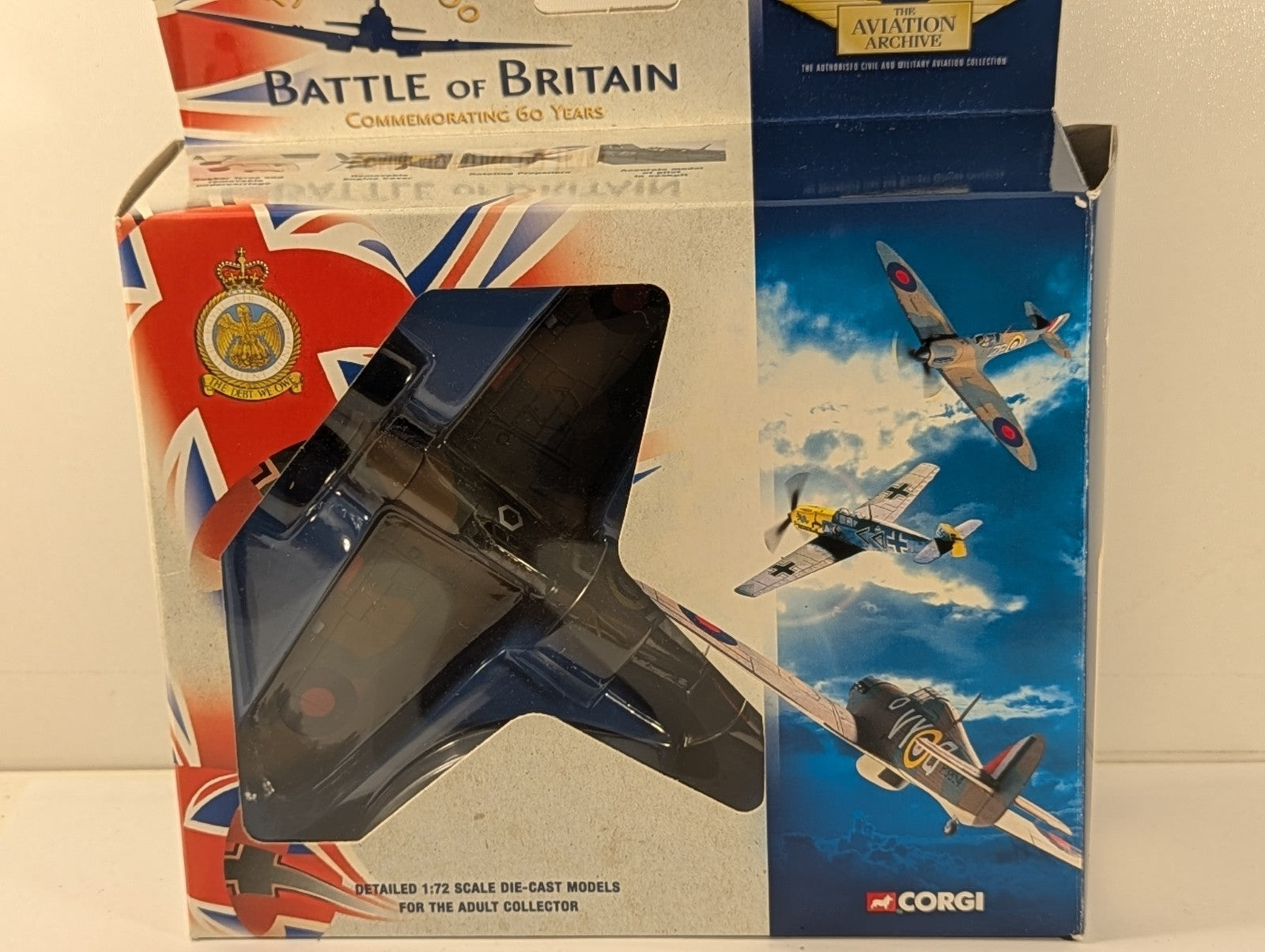 Corgi 49101 1:72 Hawker Hurricane MkI 85 Sqd RAF Sqd Ldr Peter Townsend
