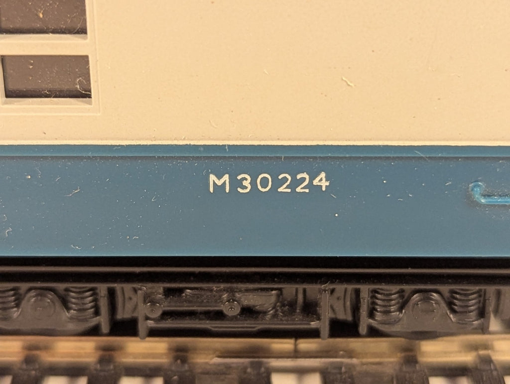 Tri-ang OO Gauge Operating Royal Mail TPO Coach Passenger Coach