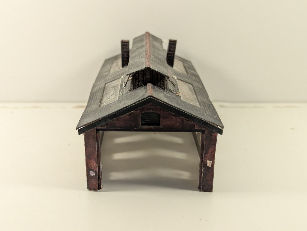 Metcalfe N Gauge Double Track Engine Shed - Damaged & Weathered
