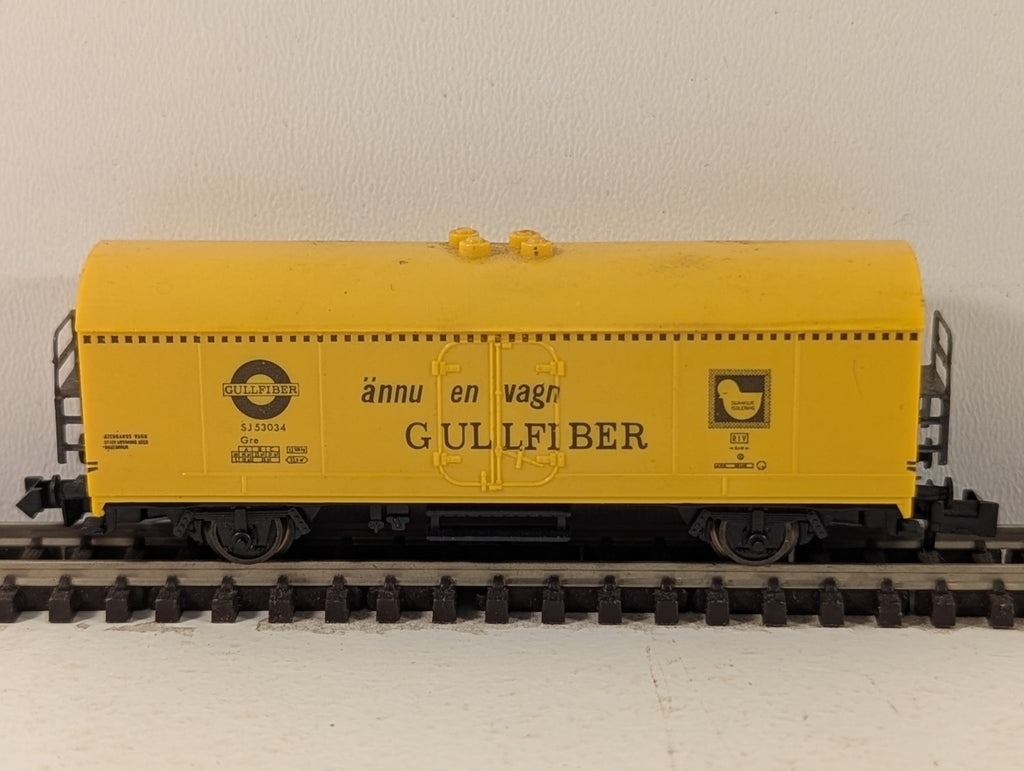 Fleischmann N Gauge Yellow Gullfiber Refrigerator Wagon