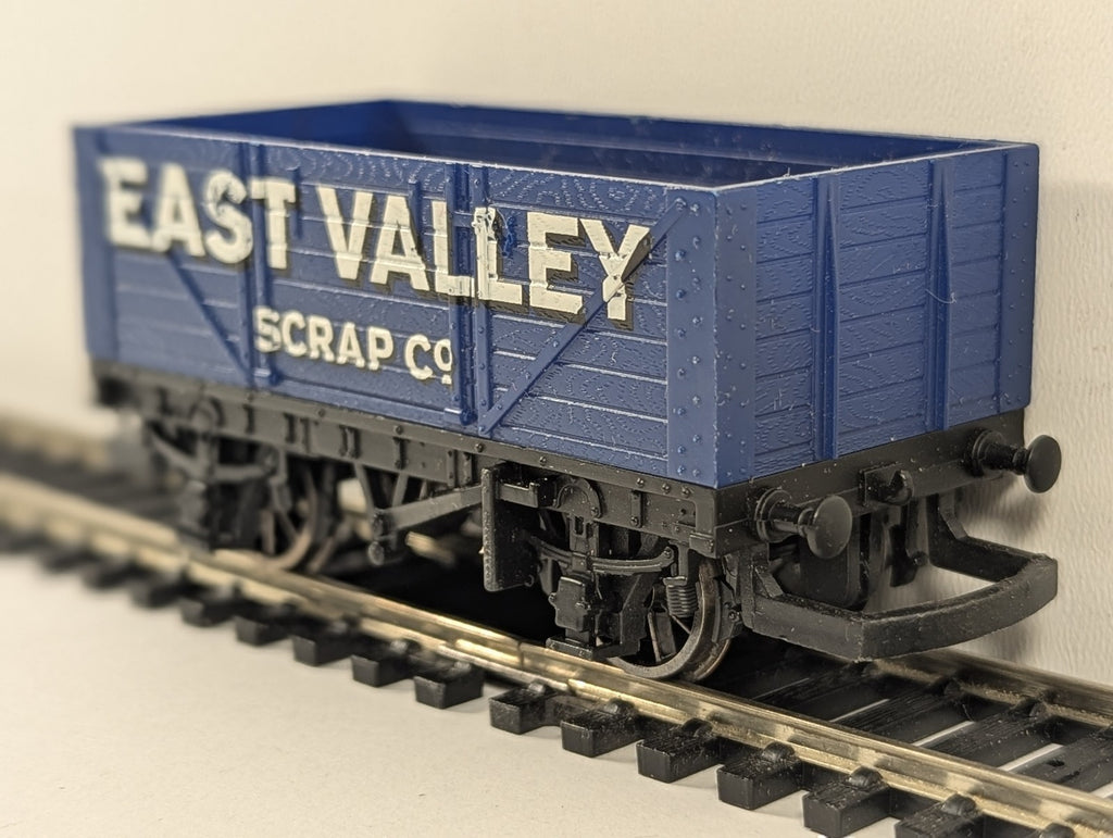 Hornby OO Gauge Open Wagon 'East Valley Scrap Co' Goods Wagon
