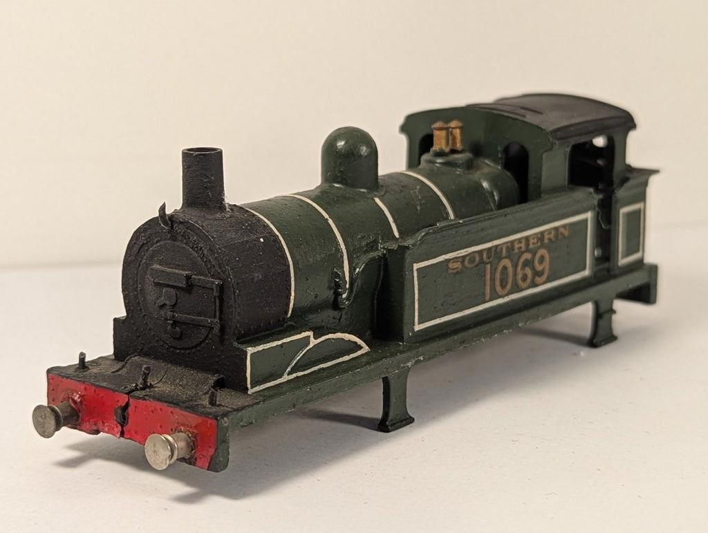 OO Gauge Class R1 0-6-0T Body Shell – Repainted