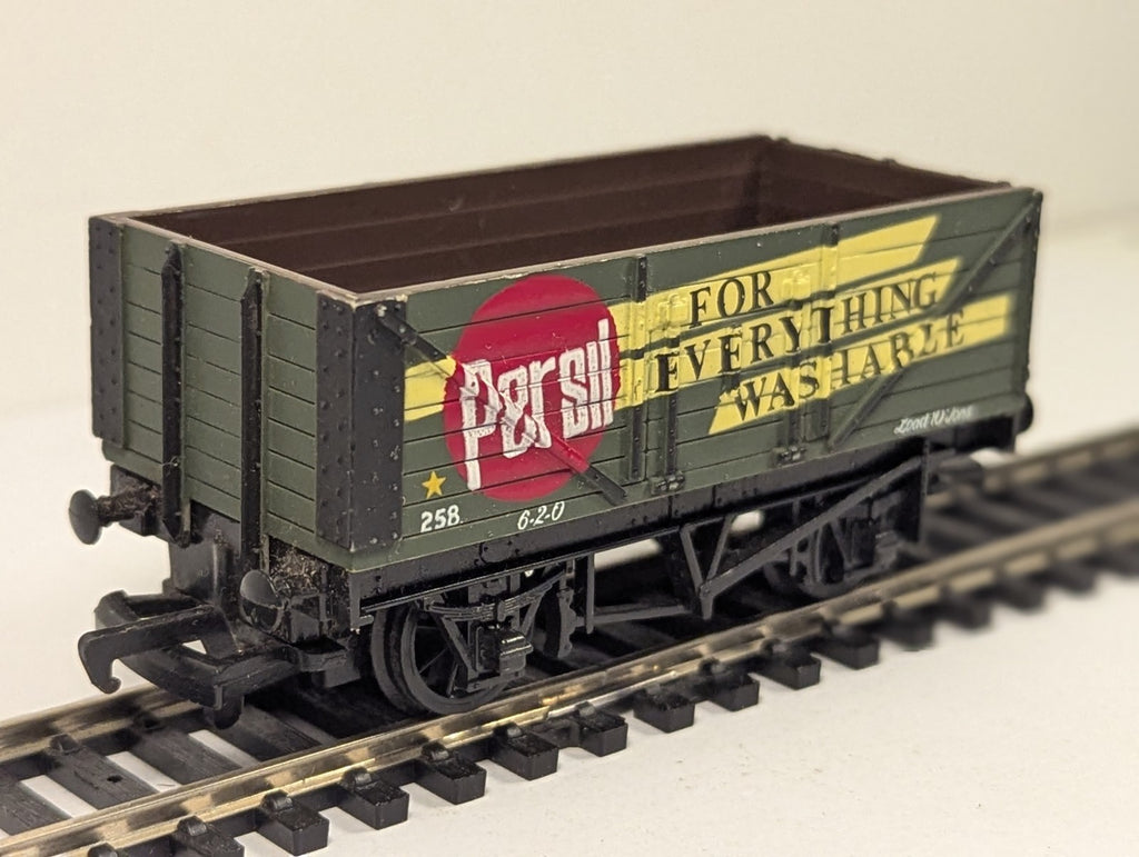 Mainline OO Gauge Persil 7 Plank Open Wagon