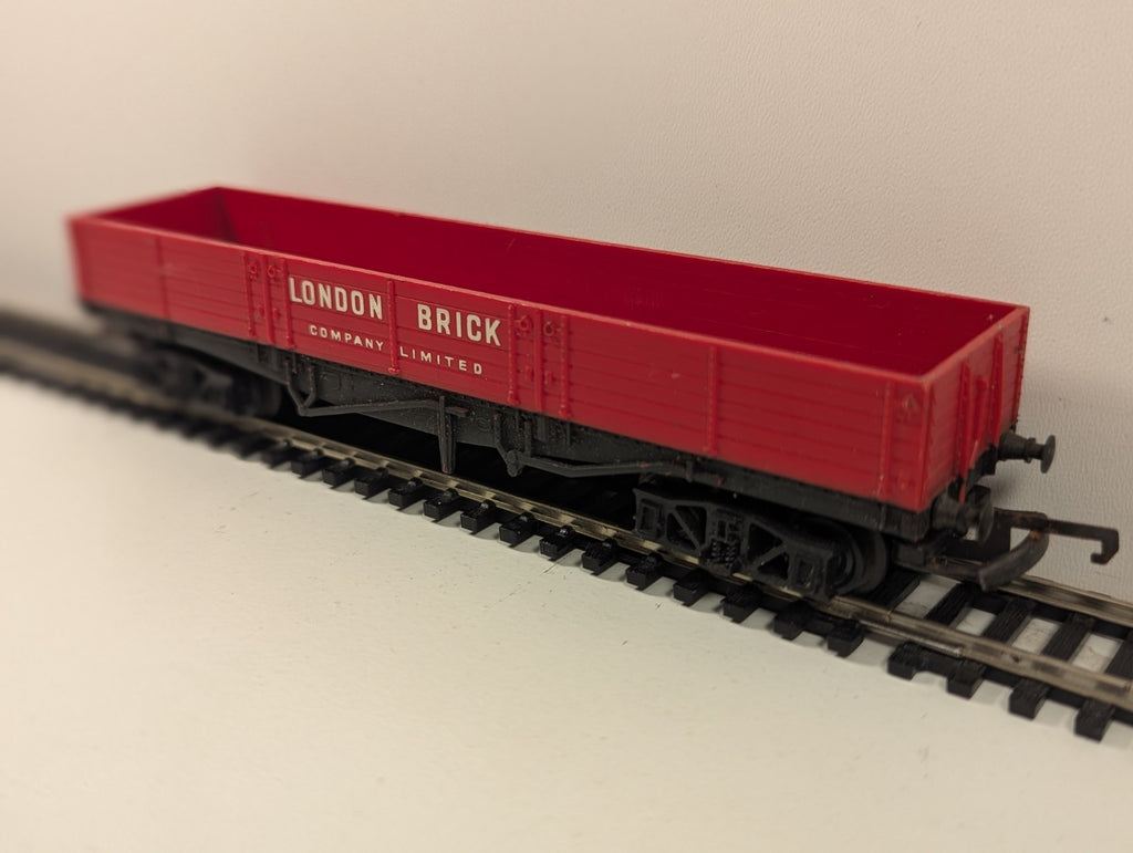 Tri-ang R219 Bogie Brick Wagon