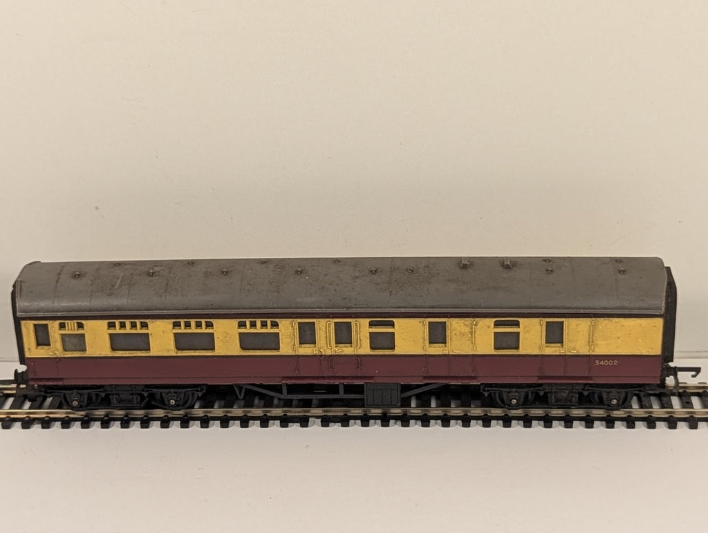 Tri-ang R224 OO Gauge BR Short Brake Second Coach 34002