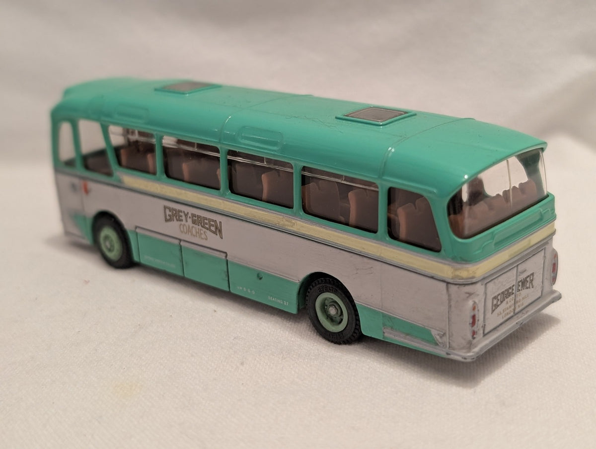 EFE 1:76 Scale Harrington Cavalier Grey-Green Coaches Die-cast Coach