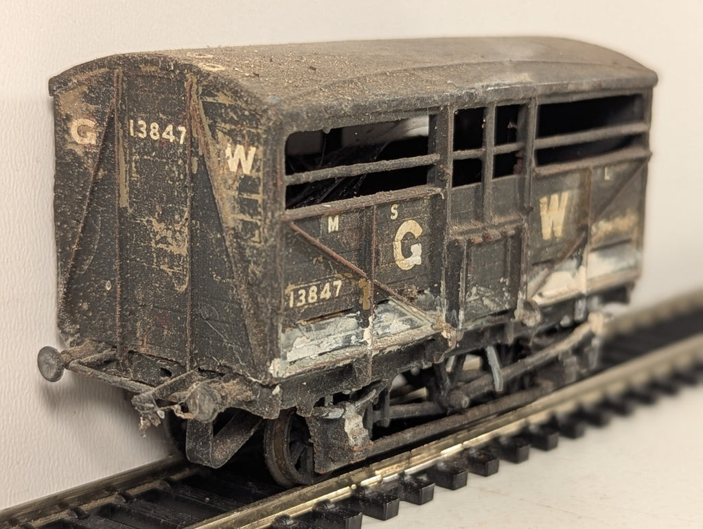 Kitbuilt GWR Cattle Wagon Goods Wagon 13847 GWR Brown