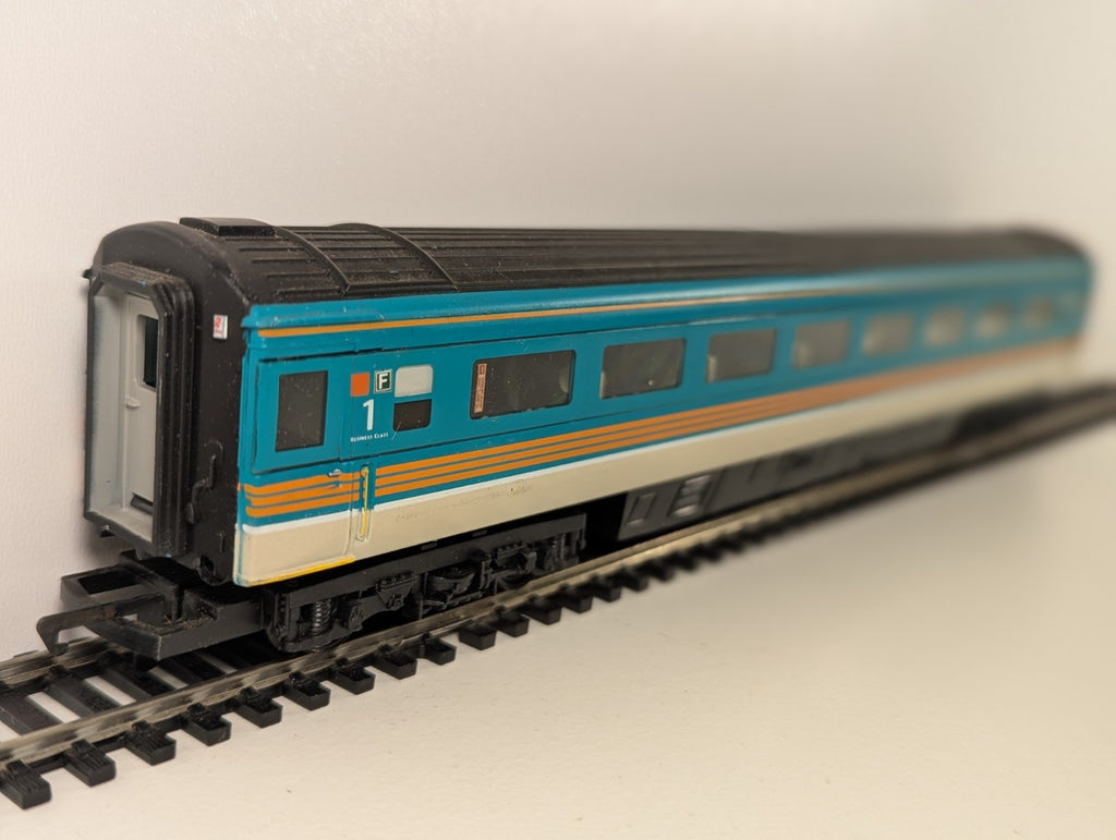 Hornby R4083 OO Midland Mainline Mk3a Open First 41061