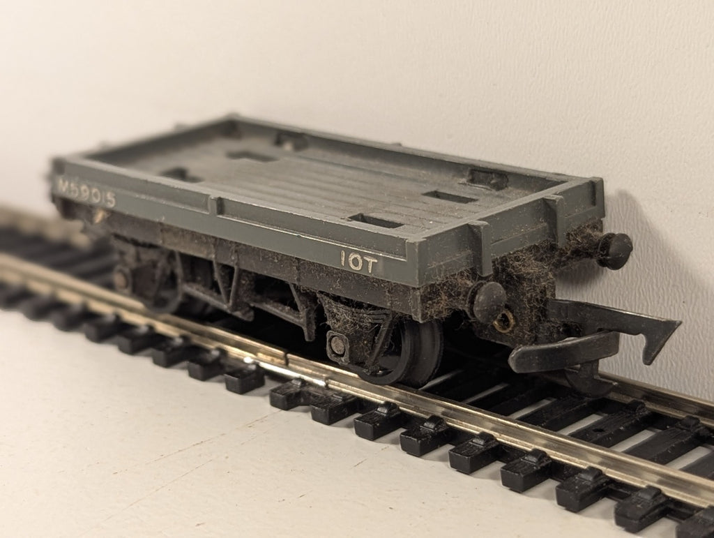 Tri-ang R17 OO Gauge Cable Drum Flat Wagon