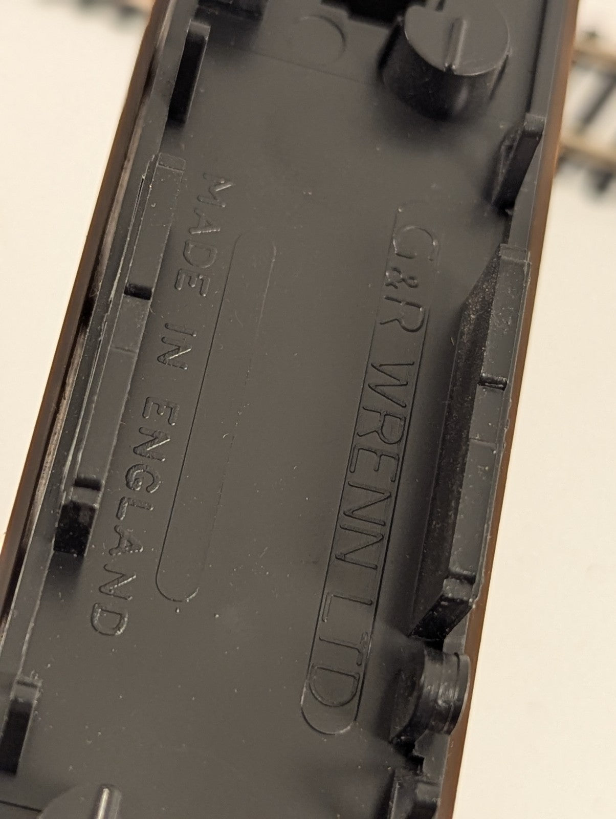 Wrenn Pullman Brake 2nd Coach No.77 OO Gauge
