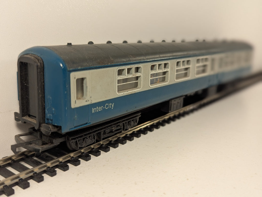 Hornby Railways OO Gauge BR Mk2 Brake Second Coach