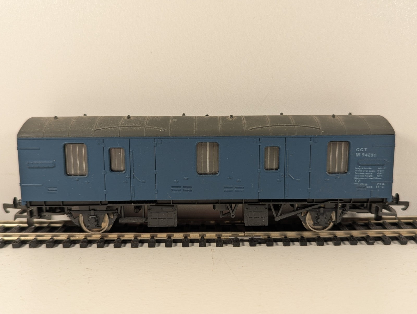 Hornby R6315A OO Gauge CCT Utility Wagon