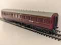 Mainline 37110 OO Gauge LMS 57ft Brake Third Coach No. 5327 Maroon