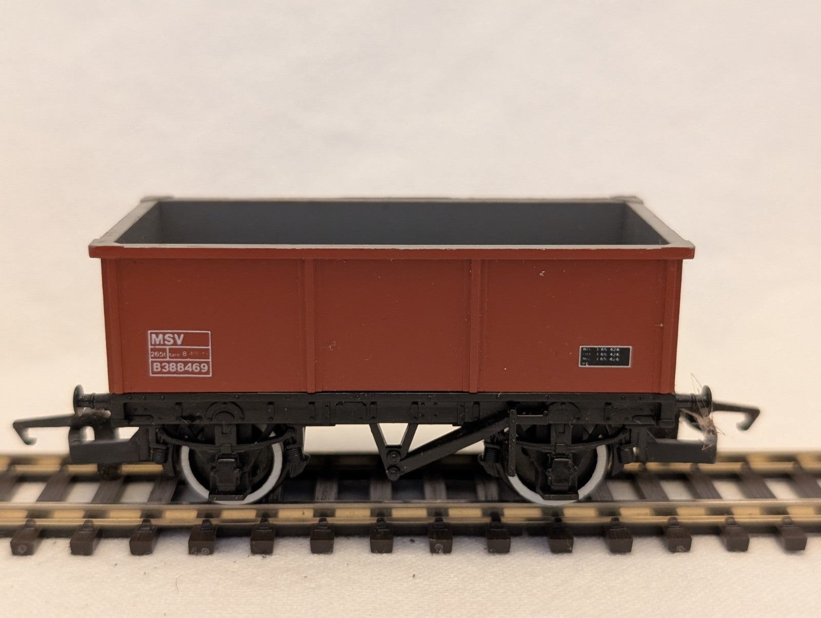 Hornby OO Gauge 21 Ton Mineral Wagon MSV Goods Wagon B388469 BR Brown