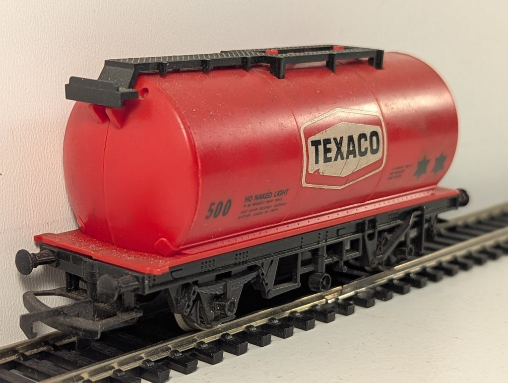 Hornby R231 OO Gauge Texaco Tank Wagon