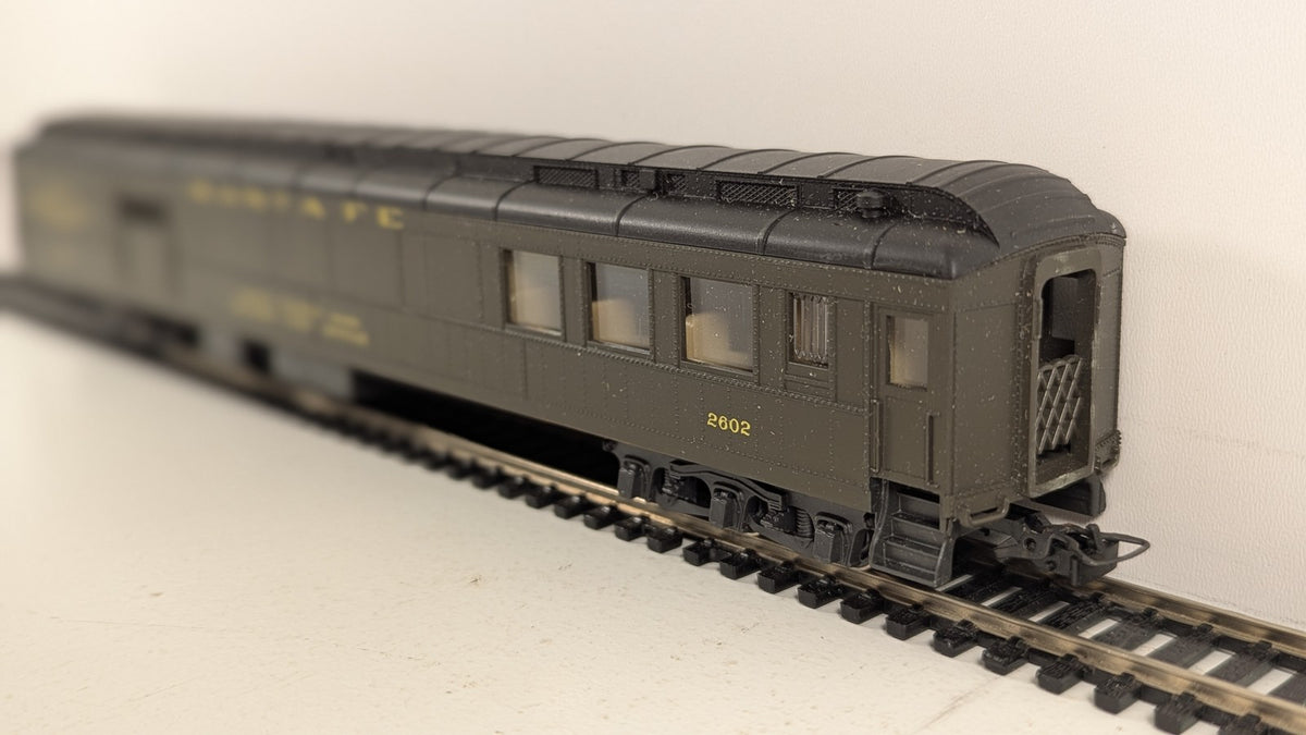 Rivarossi HO Scale Santa Fe Combination Car Passenger Car 2602 Santa Fe Green
