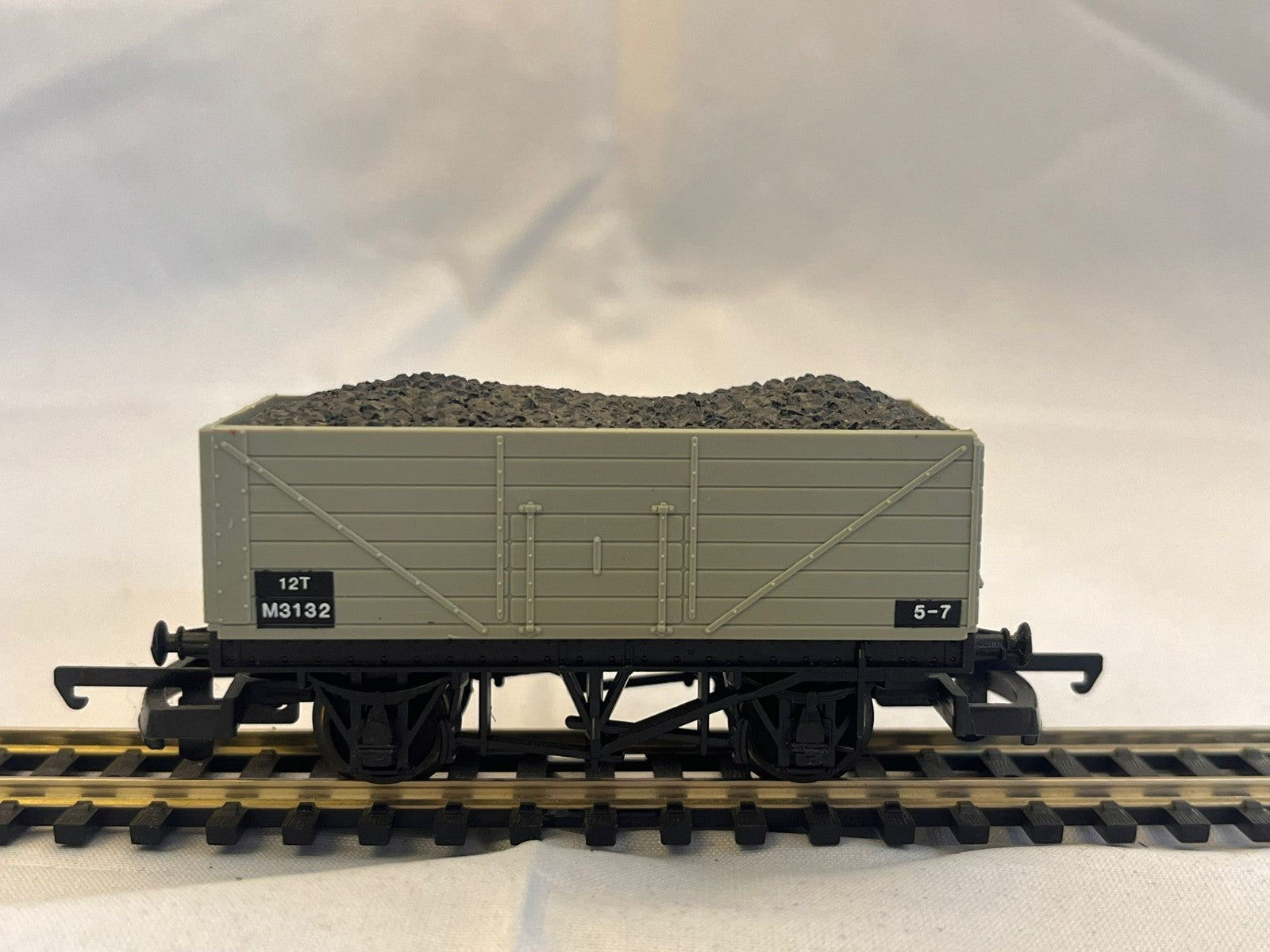 Lima 305675 BR Grey 7 Plank Wagon M3132